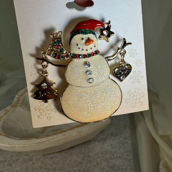 Snowman Holiday Brooch Pin Goldtone Enamel Rhinestone Table & Tower - Picture 5 of 5